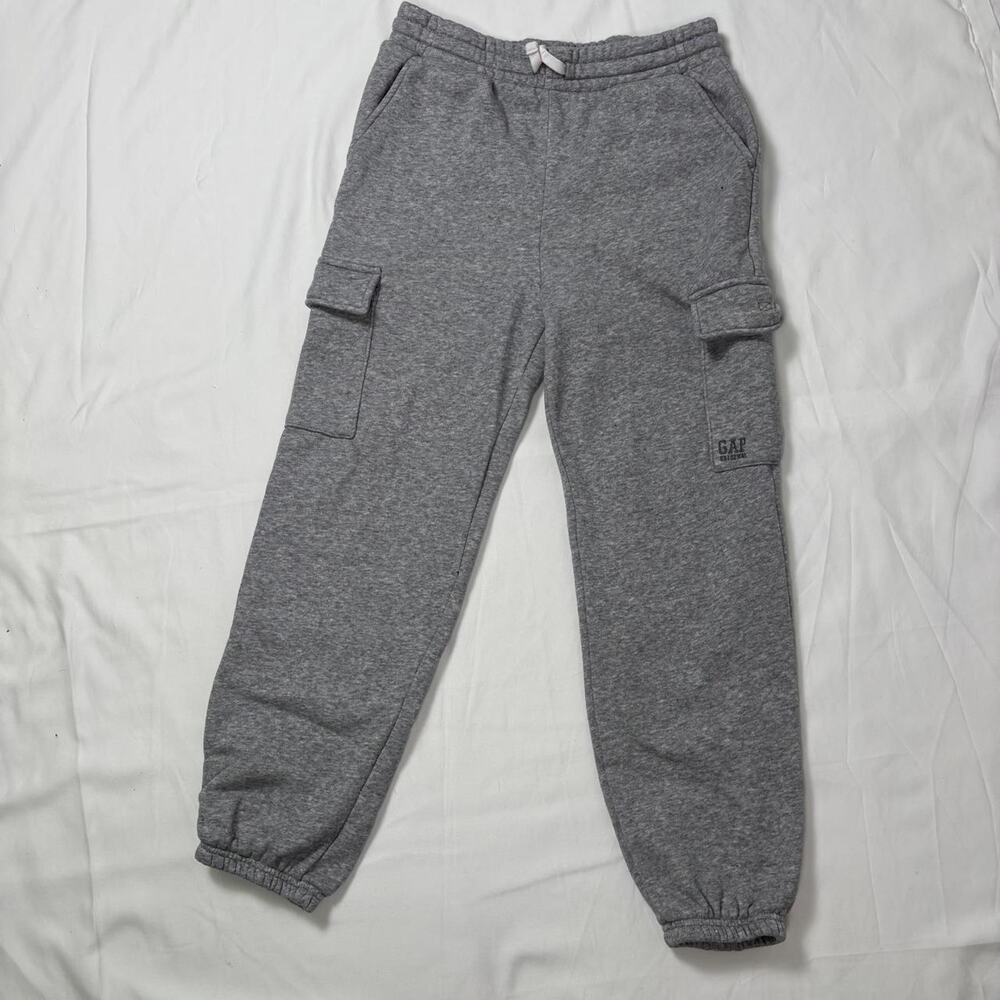 Gap grey cargo sweatpants brand